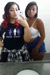 Maconheira puta e a amiga gorda rabuda tbm puta