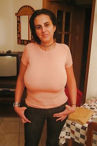 Webtastic Special: huge Italian mom