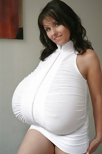 thick Tits, cock-squeezing Tops 15