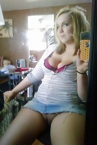 amateur Chubby, Fat, Plumper, plus-size Homemade Selfies 2